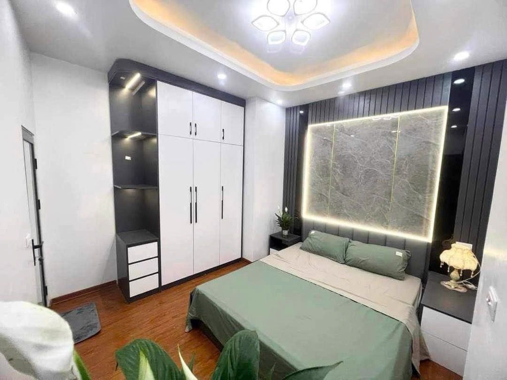 Bán nhà Ngõ Chợ Khâm Thiên - diện tích 16m2 4 tầng - Nhà đẹp sổ riêng - giá 5,2 tỷ