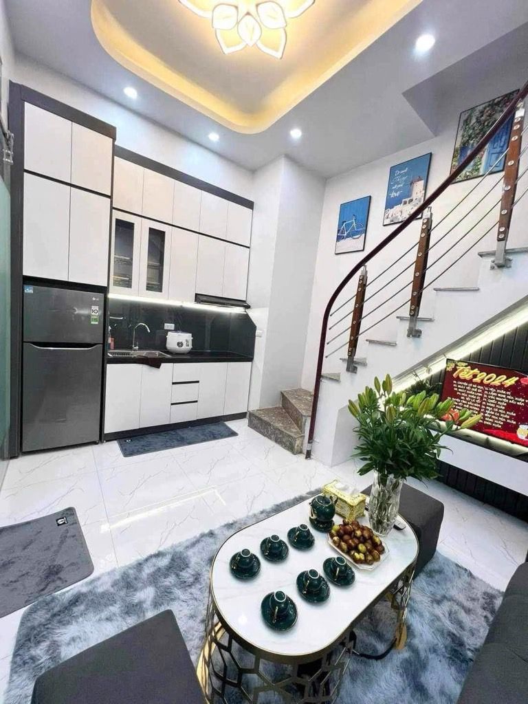 Bán nhà Ngõ Chợ Khâm Thiên - diện tích 16m2 4 tầng - Nhà đẹp sổ riêng - giá 5,2 tỷ