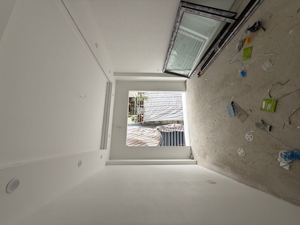 Bán nhà Trương Định - diện tích 31m2 6 tầng - Mặt ngách rộng, thang máy nhập - giá 7,8 tỷ