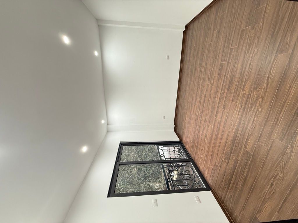 Bán nhà Ngõ Quỳnh - diện tích 27m2 5 tầng - Lô góc, nhà mới - giá 10 tỷ