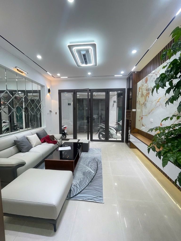 Bán nhà Trần Đại Nghĩa - diện tích 30m2 5 tầng - Nhà đẹp đón Tết - giá 9,1 tỷ