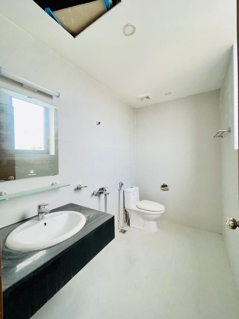 Bán nhà Đại Kim - diện tích 133.5m2 1 tầng - Lô góc, view hồ - giá 12,5 tỷ