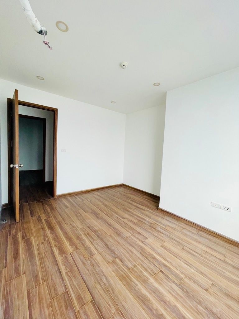 Bán nhà Đại Kim - diện tích 133.5m2 1 tầng - Lô góc, view hồ - giá 12,5 tỷ