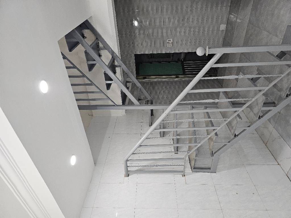 Bán nhà Trịnh Đình Cửu - diện tích 27.8m2 3 tầng - Hiếm nhà bán - giá 6,2 tỷ