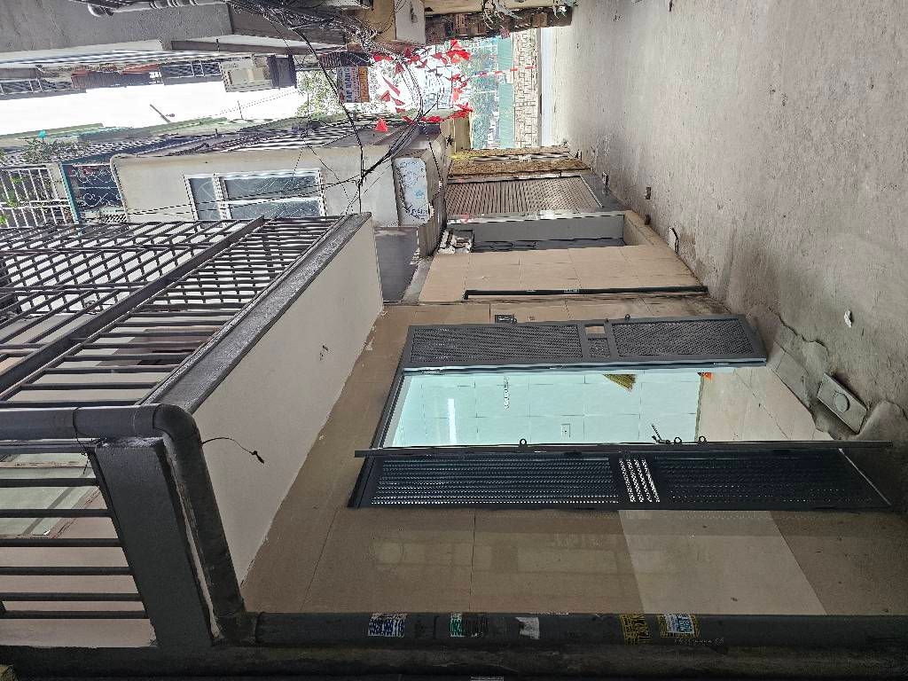 Bán nhà Trịnh Đình Cửu - diện tích 27.8m2 3 tầng - Hiếm nhà bán - giá 6,2 tỷ