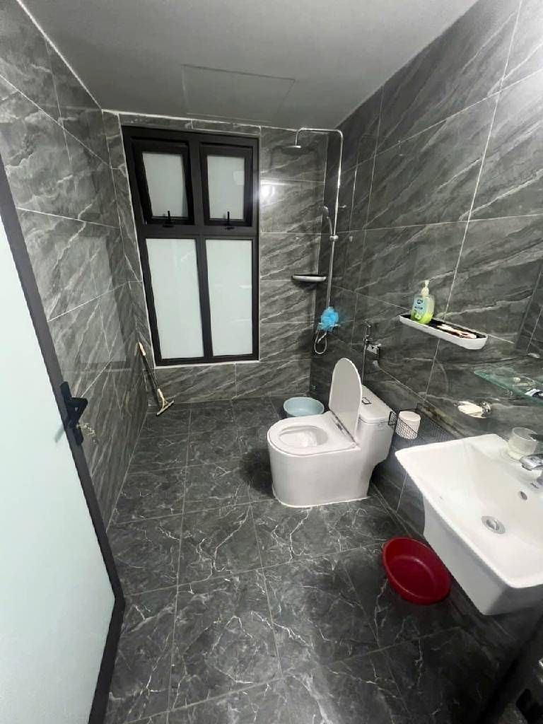 Bán nhà Định Công Thượng - diện tích 34.2m2 5 tầng - FULL CÔNG NĂNG - giá 10,2 tỷ