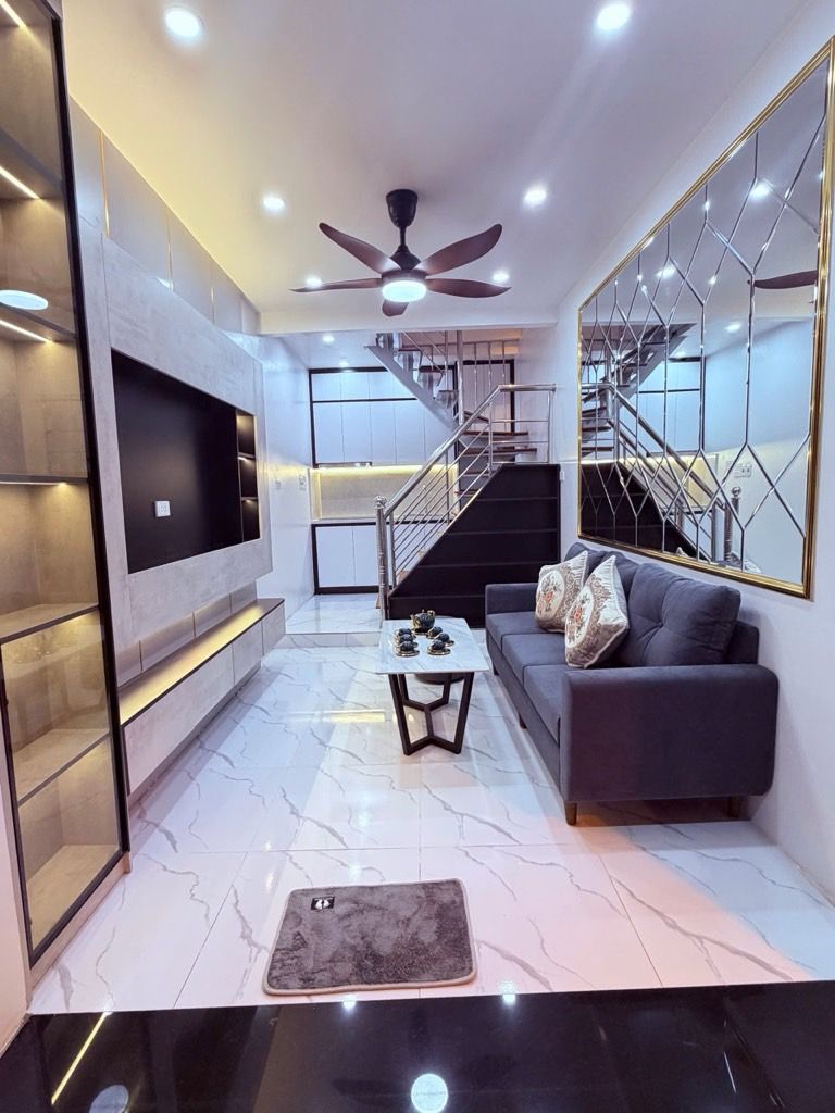 Bán nhà Văn Chương - diện tích 20m2 5 tầng - Nhà dân xây ngõ nông - giá 5,6 tỷ