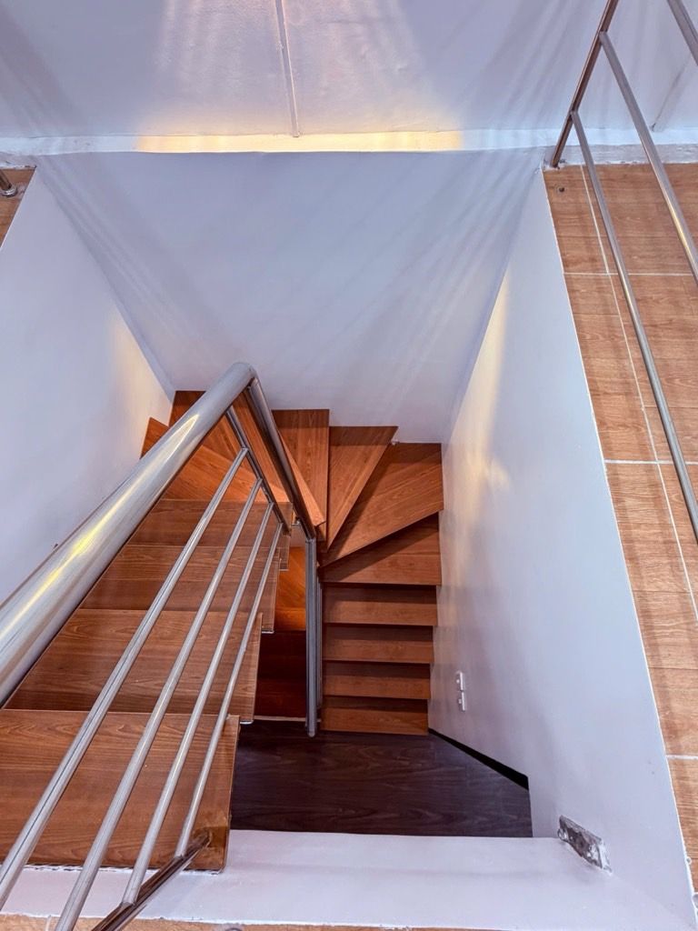 Bán nhà Văn Chương - diện tích 20m2 5 tầng - Nhà dân xây ngõ nông - giá 5,6 tỷ