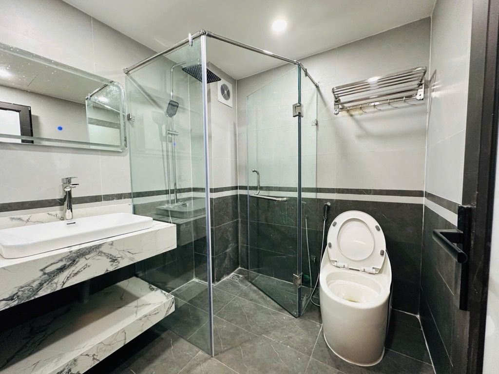 Bán nhà Trương Định - diện tích 47m2 5 tầng - NHÀ ĐẸP - THANG MÁY - TẶNG FULL NỘI THẤT SỊN - giá 11,8 tỷ