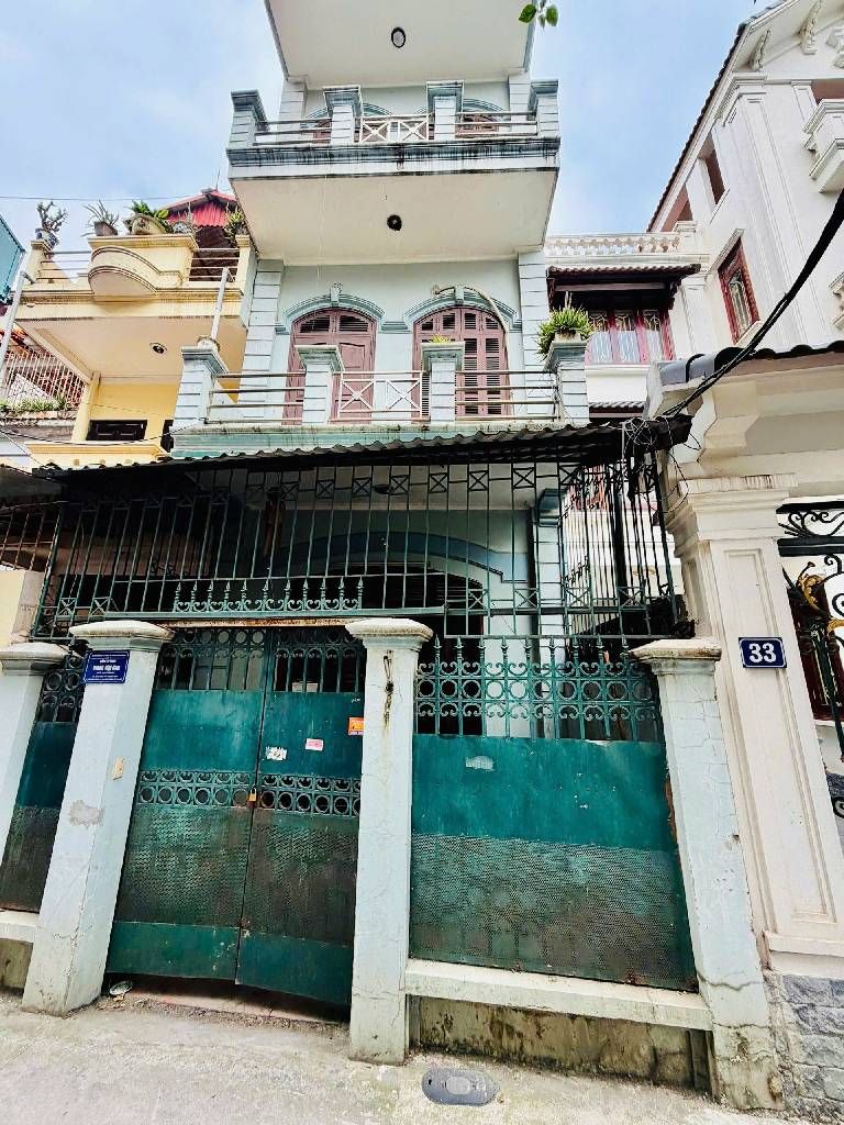 Bán nhà Trương Định - diện tích 71.5m2 4 tầng - MẶT NGÕ Ô TÔ VÀO NHÀ - giá 23,2 tỷ