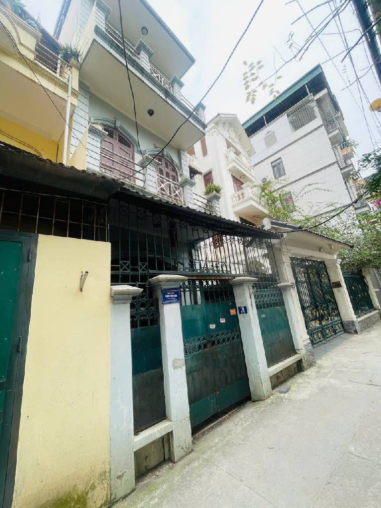 Bán nhà Trương Định - diện tích 71.5m2 4 tầng - MẶT NGÕ Ô TÔ VÀO NHÀ - giá 23,2 tỷ