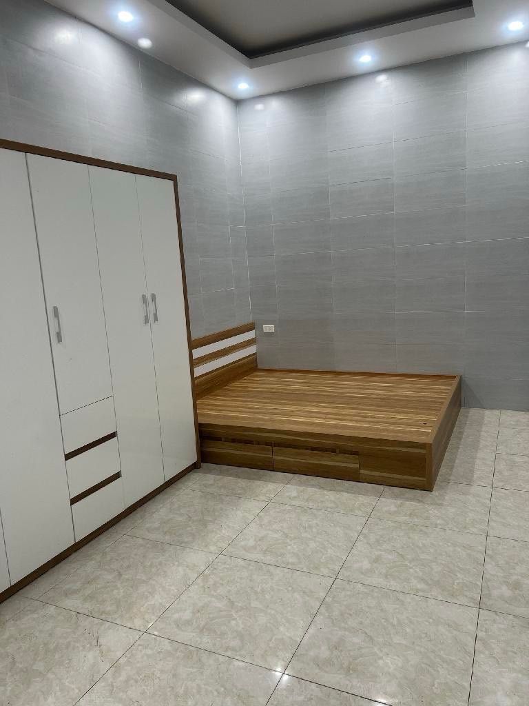 Bán nhà Nguyễn Lương Bằng - diện tích 42m2 4 tầng - Nhà đẹp hiếm có - giá 8 tỷ