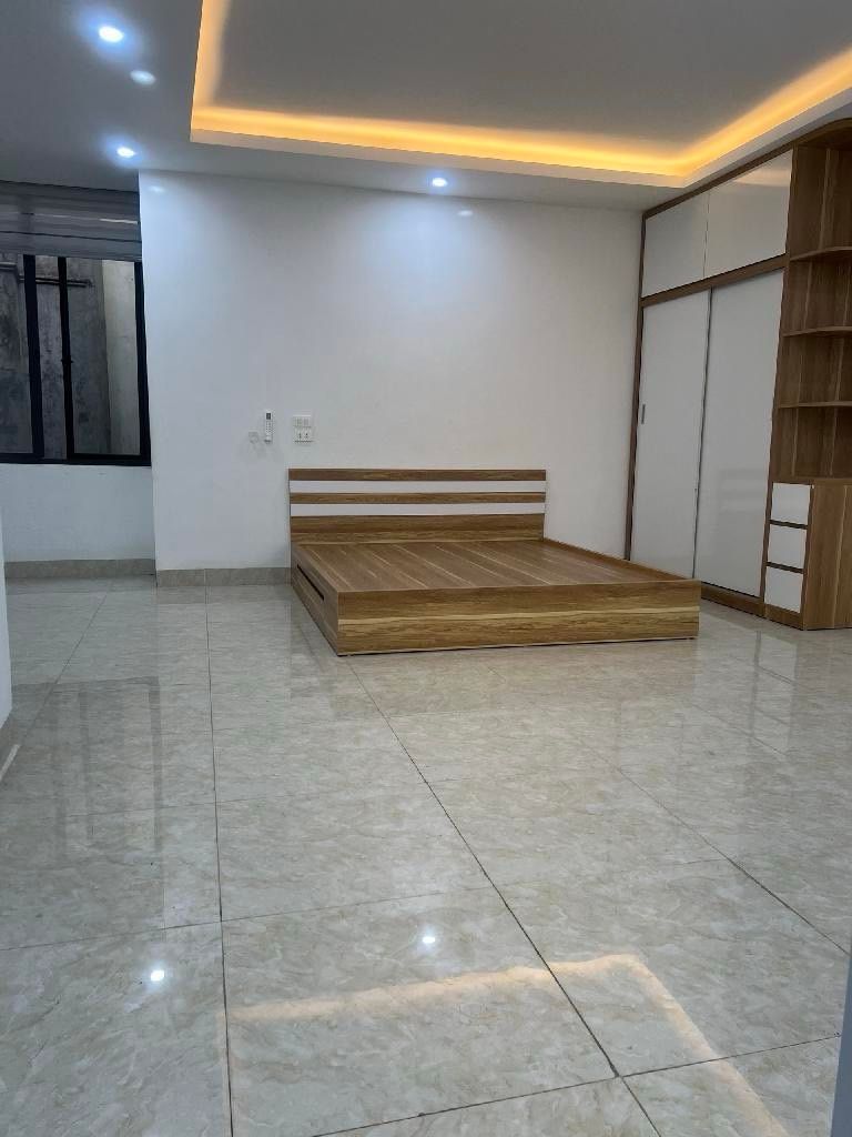Bán nhà Nguyễn Lương Bằng - diện tích 42m2 4 tầng - Nhà đẹp hiếm có - giá 8 tỷ