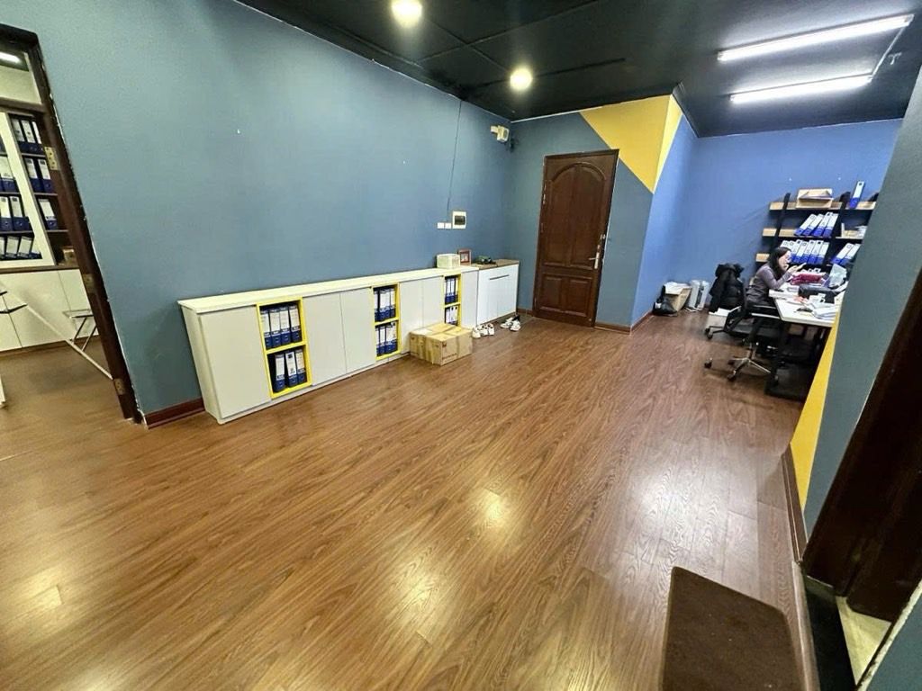 Bán nhà Lê Văn Lương - diện tích 102m2 14 tầng - CĂN HỘ MẶT PHỐ - giá 9,2 tỷ