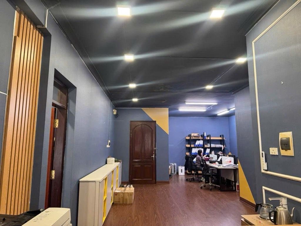 Bán nhà Lê Văn Lương - diện tích 102m2 14 tầng - CĂN HỘ MẶT PHỐ - giá 9,2 tỷ