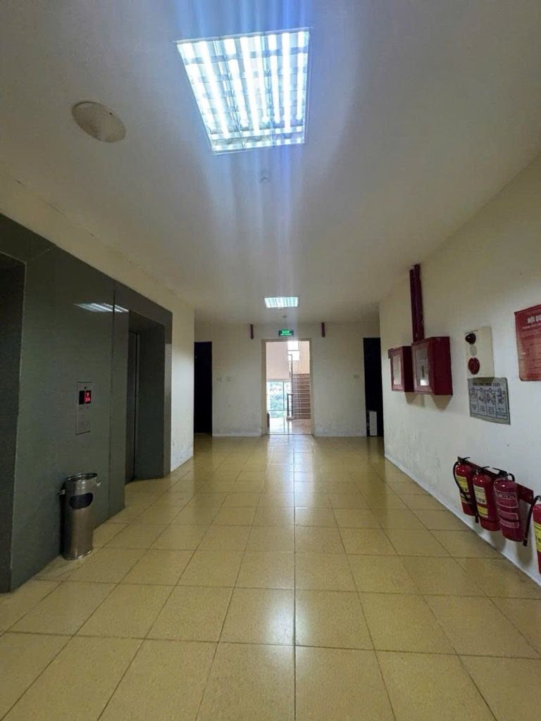 Bán nhà Lê Văn Lương - diện tích 102m2 14 tầng - CĂN HỘ MẶT PHỐ - giá 9,2 tỷ