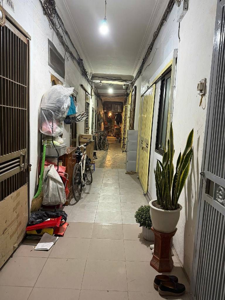 Bán nhà Lò Đúc - diện tích 55m2 2 tầng - Nhà đẹp long lanh - giá 3,4 tỷ