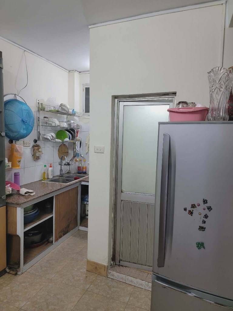 Bán nhà Bùi Ngọc Dương - diện tích 28m2 4 tầng - Nhà dân xây khung cột chắc chắn - giá 5,9 tỷ