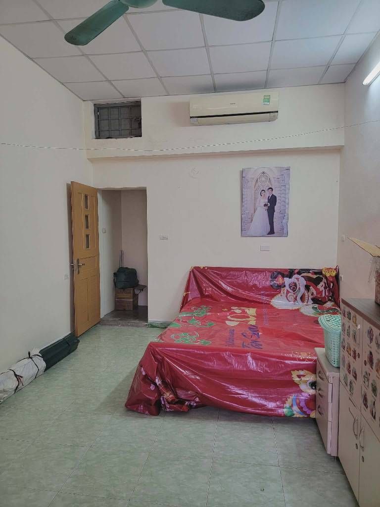 Bán nhà Bùi Ngọc Dương - diện tích 28m2 4 tầng - Nhà dân xây khung cột chắc chắn - giá 5,9 tỷ