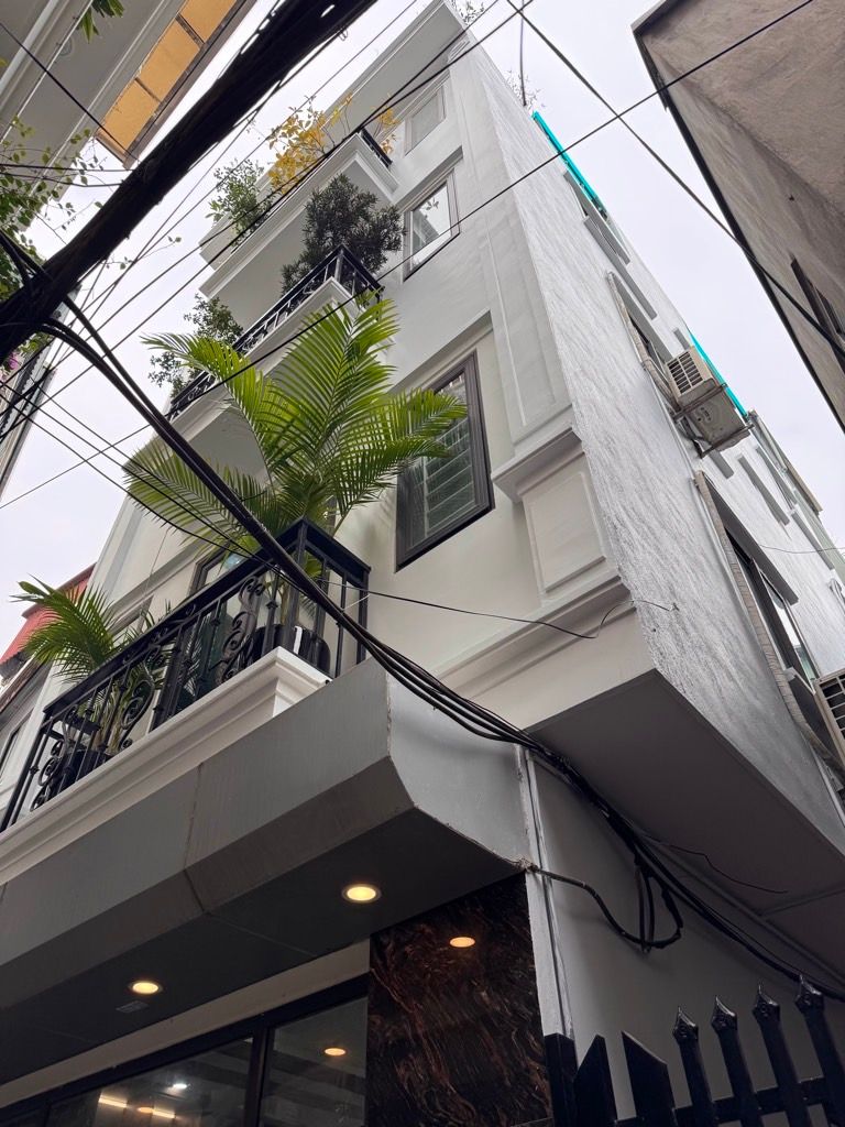 Bán nhà Bạch Đằng - diện tích 48.8m2 5 tầng - Lô góc, ngõ thông - giá 11,9 tỷ