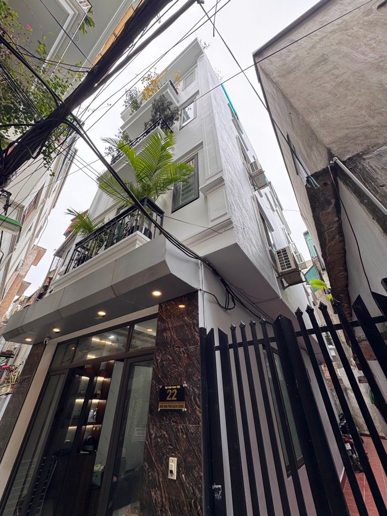 Bán nhà Bạch Đằng - diện tích 48.8m2 5 tầng - Lô góc, ngõ thông - giá 11,9 tỷ