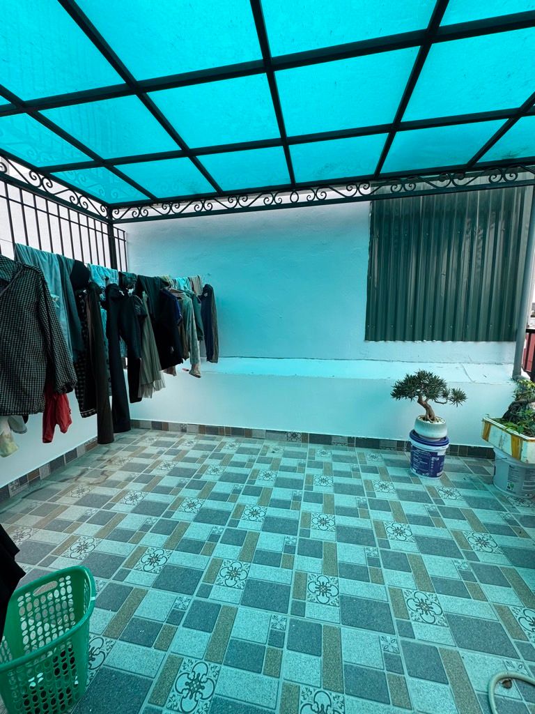 Bán nhà Bạch Đằng - diện tích 48.8m2 5 tầng - Lô góc, ngõ thông - giá 11,9 tỷ