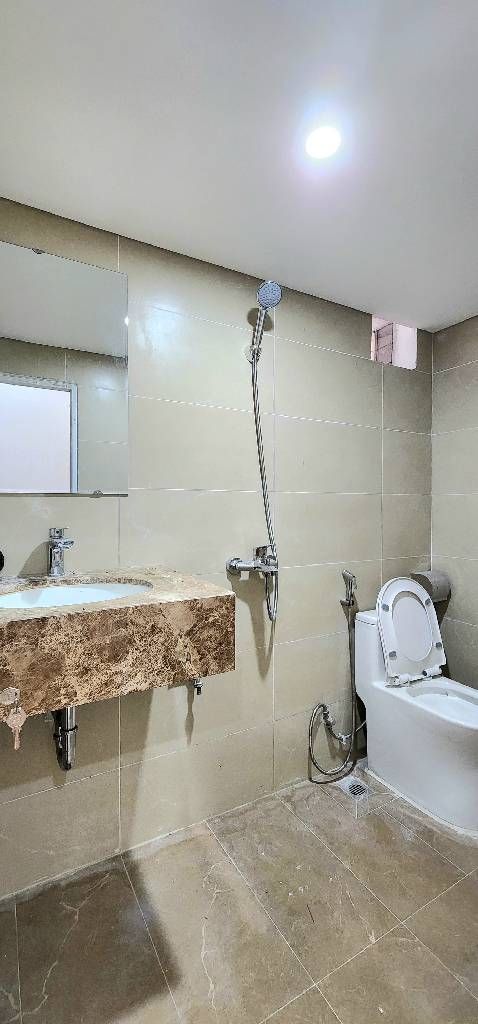 Bán nhà Tây Sơn - diện tích 44.1m2 1 tầng - Ô tô tải đỗ chân cầu thang - giá 5,2 tỷ