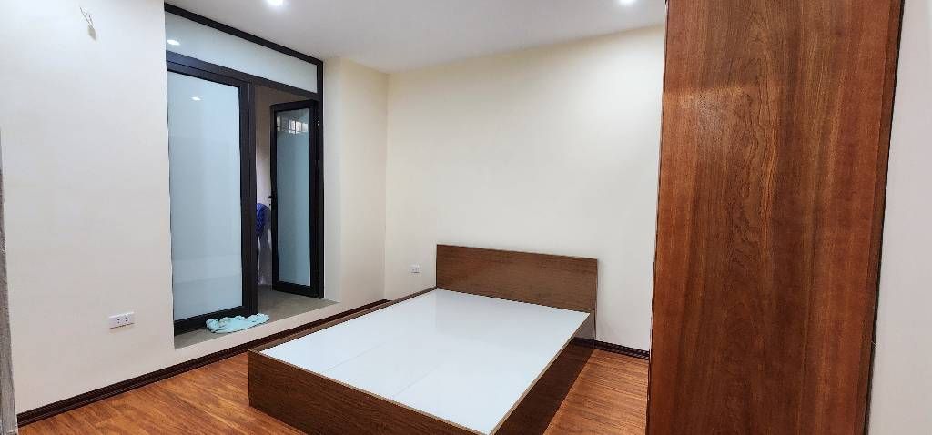 Bán nhà Tây Sơn - diện tích 44.1m2 1 tầng - Ô tô tải đỗ chân cầu thang - giá 5,2 tỷ