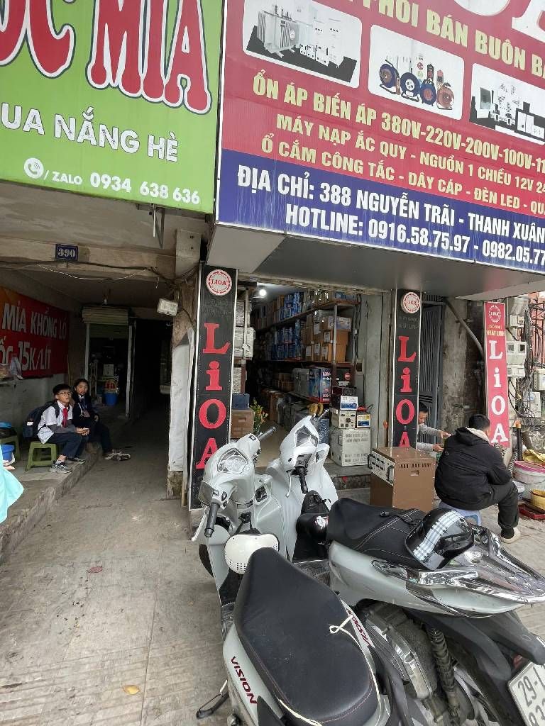 Bán nhà Nguyễn Trãi - diện tích 25.3m2 5 tầng - Mặt phố - vỉa hè rộng - lô góc - kinh doanh đỉnh - giá 14 tỷ