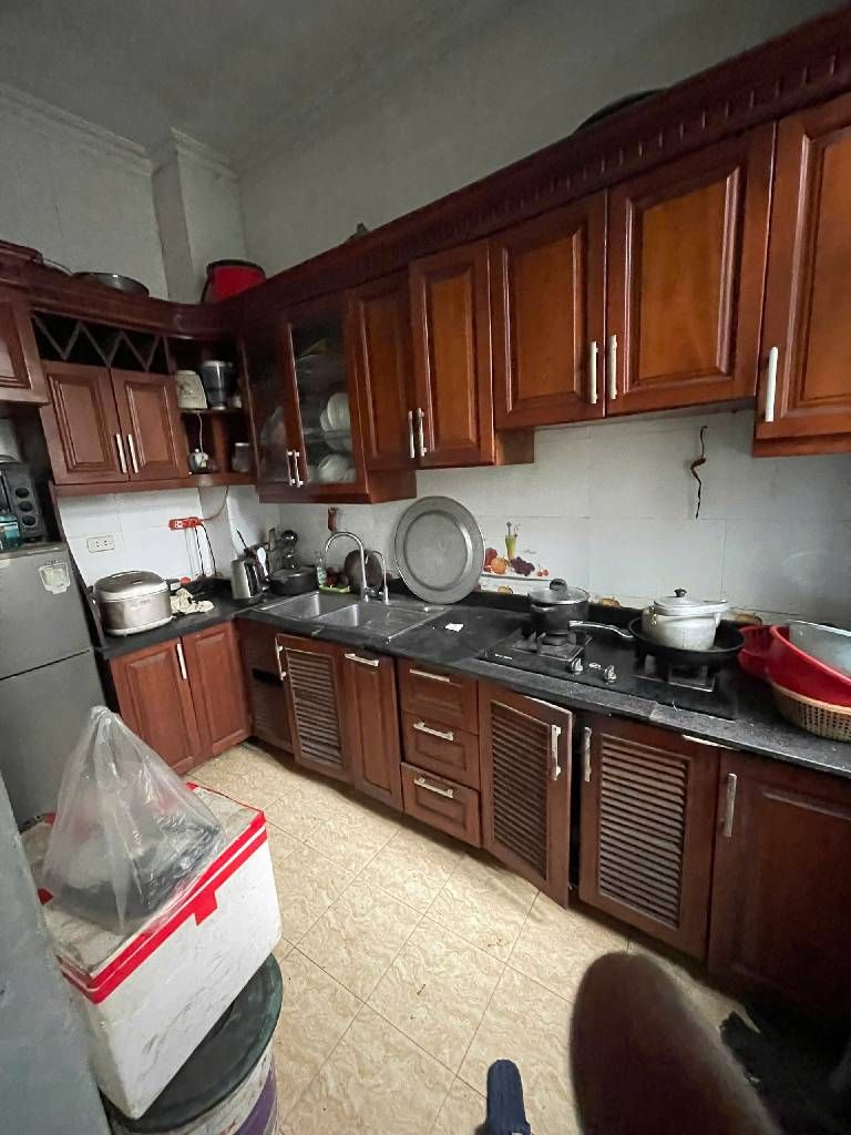 Bán nhà Nguyễn Trãi - diện tích 25.3m2 5 tầng - Mặt phố - vỉa hè rộng - lô góc - kinh doanh đỉnh - giá 14 tỷ