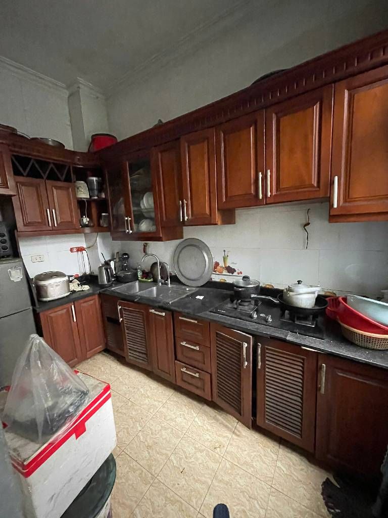 Bán nhà Nguyễn Trãi - diện tích 25.3m2 5 tầng - Mặt phố - vỉa hè rộng - lô góc - kinh doanh đỉnh - giá 14 tỷ