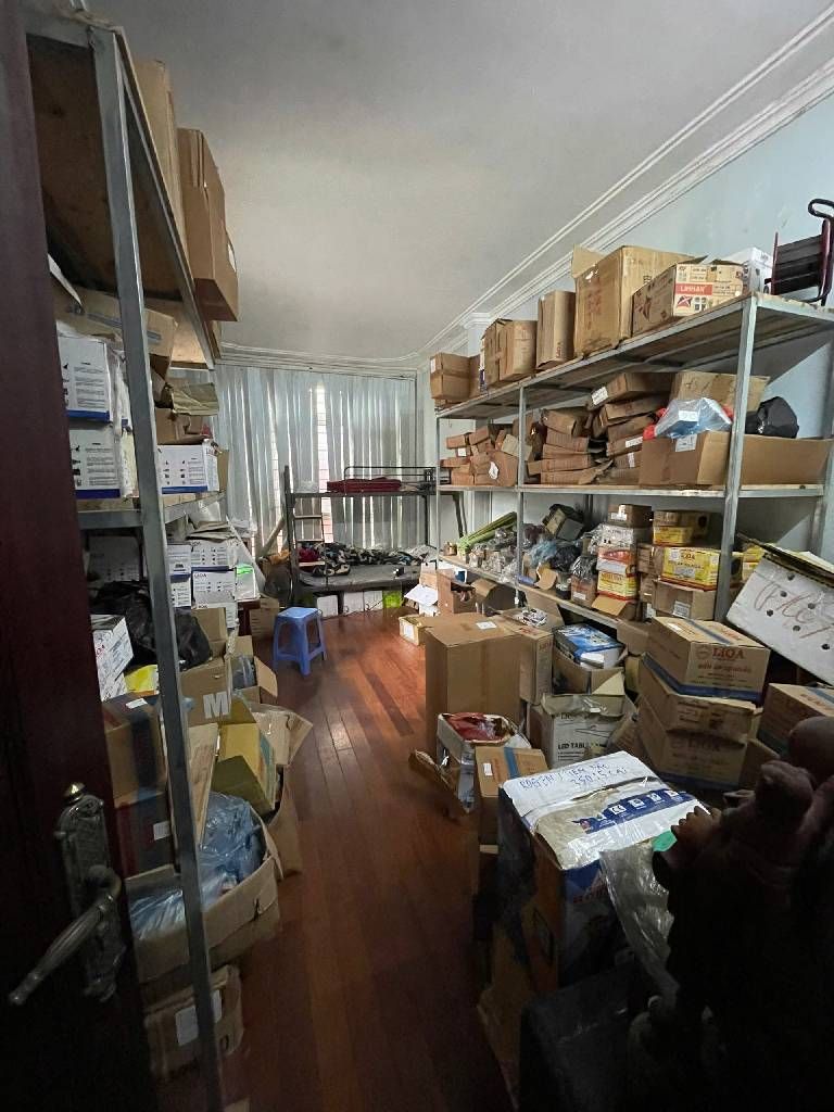 Bán nhà Nguyễn Trãi - diện tích 25.3m2 5 tầng - Mặt phố - vỉa hè rộng - lô góc - kinh doanh đỉnh - giá 14 tỷ