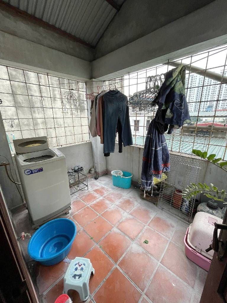 Bán nhà Nguyễn Trãi - diện tích 25.3m2 5 tầng - Mặt phố - vỉa hè rộng - lô góc - kinh doanh đỉnh - giá 14 tỷ