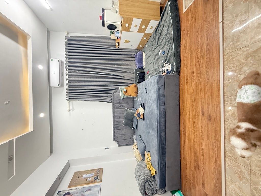 Bán nhà Mai Hắc Đế - diện tích 110m2 1 tầng - Ô tô đỗ chân cầu thang - giá 9,6 tỷ