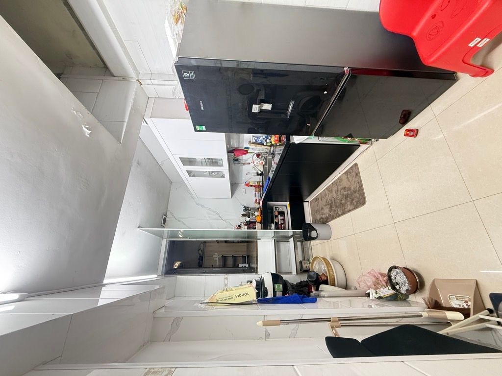 Bán nhà Mai Hắc Đế - diện tích 110m2 1 tầng - Ô tô đỗ chân cầu thang - giá 9,6 tỷ