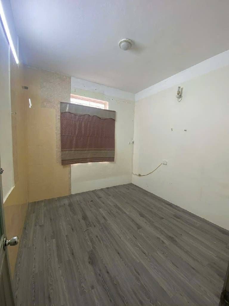 Bán nhà Lê Văn Lương - diện tích 54m2 1 tầng - mặt tiền 8m - giá 5,3 tỷ