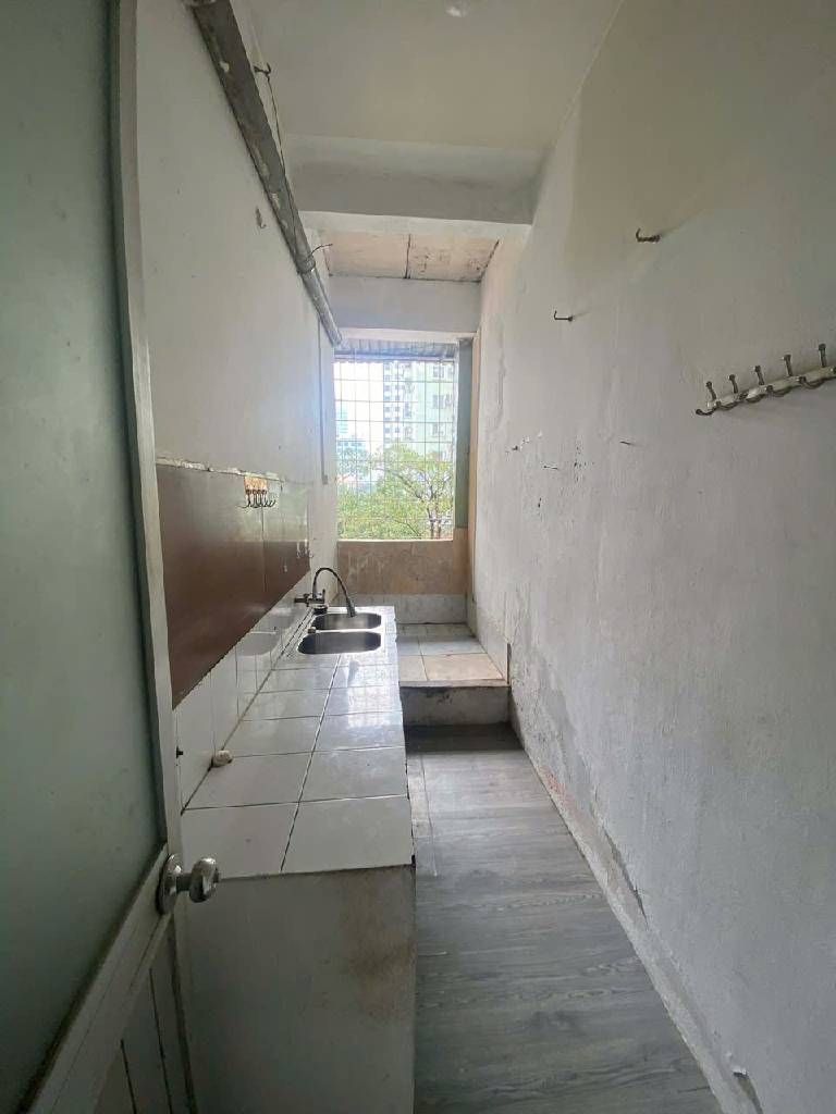 Bán nhà Lê Văn Lương - diện tích 54m2 1 tầng - mặt tiền 8m - giá 5,3 tỷ