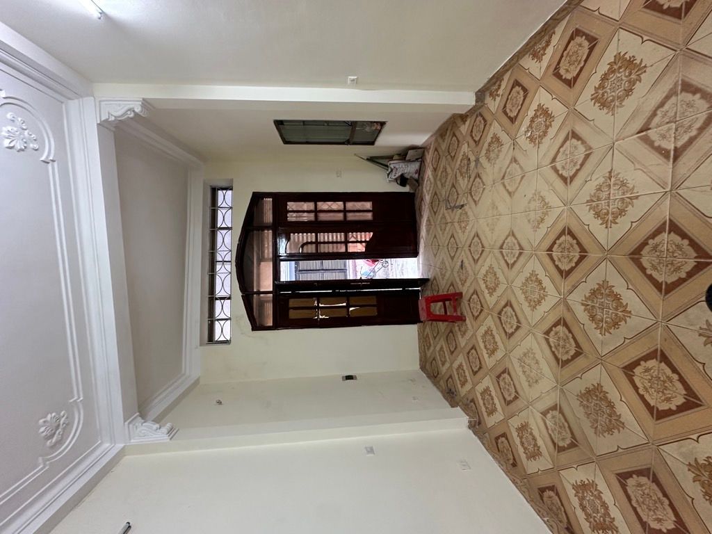 Bán nhà Kim Đồng - diện tích 35m2 3 tầng - Ô TÔ - giá 4,15 tỷ