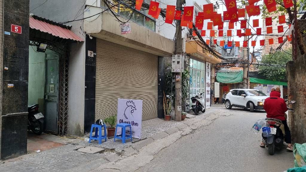 Bán nhà Hòa Bình - diện tích 96.5m2 4 tầng - ô tô tránh - giá 20 tỷ