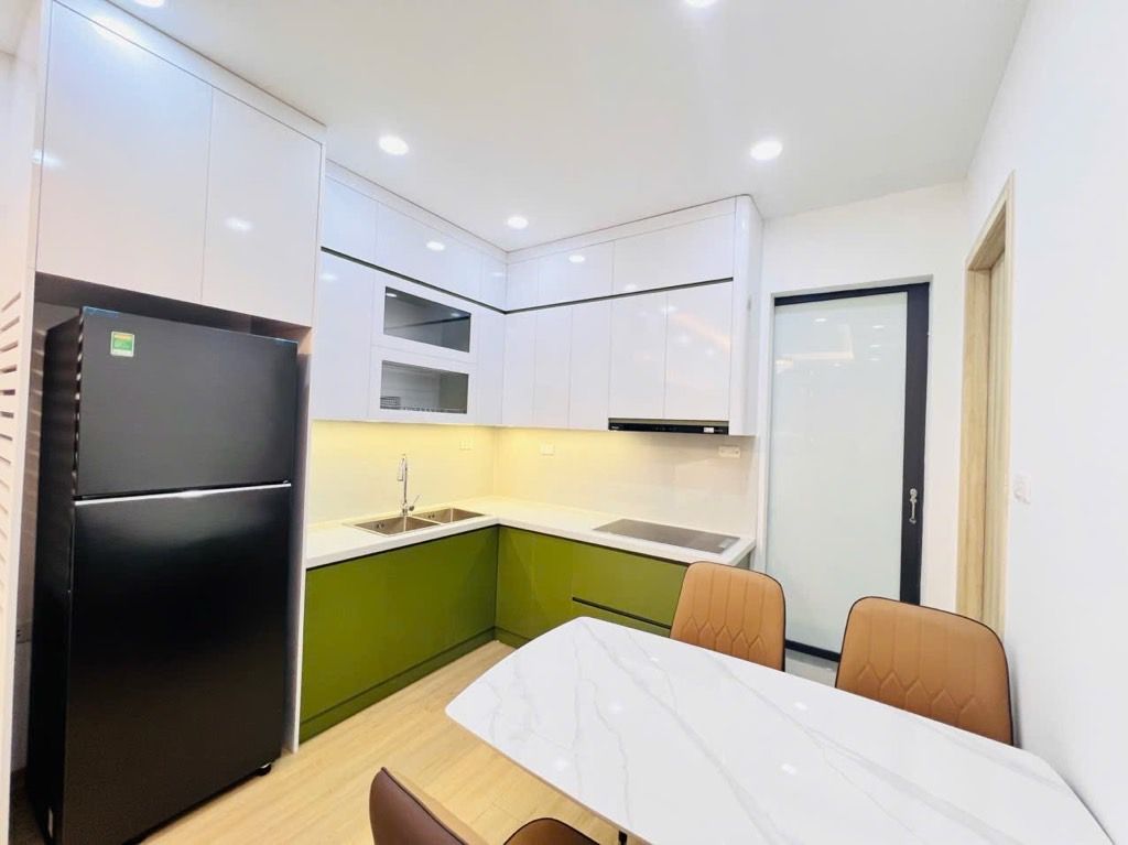 Bán nhà Chùa Láng - diện tích 48m2 2 tầng - Căn hộ đầy đủ nội thất - giá 4,9 tỷ