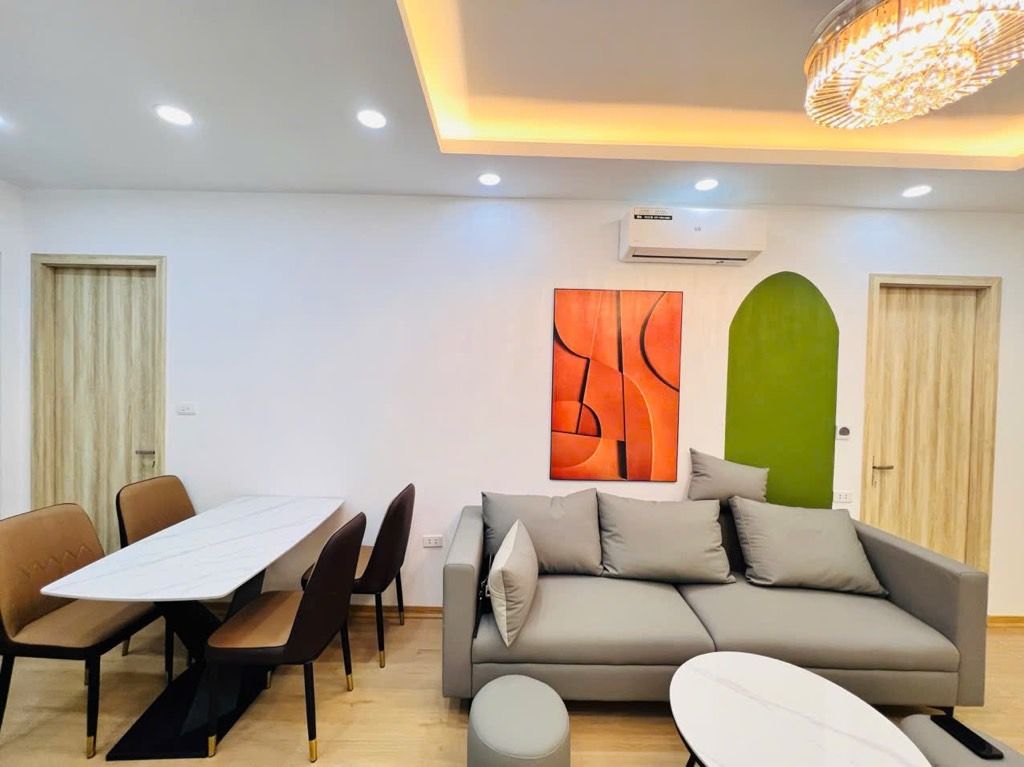 Bán nhà Chùa Láng - diện tích 48m2 2 tầng - Căn hộ đầy đủ nội thất - giá 4,9 tỷ