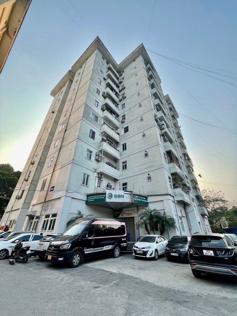 Bán nhà Chùa Láng - diện tích 48m2 2 tầng - Căn hộ đầy đủ nội thất - giá 4,9 tỷ