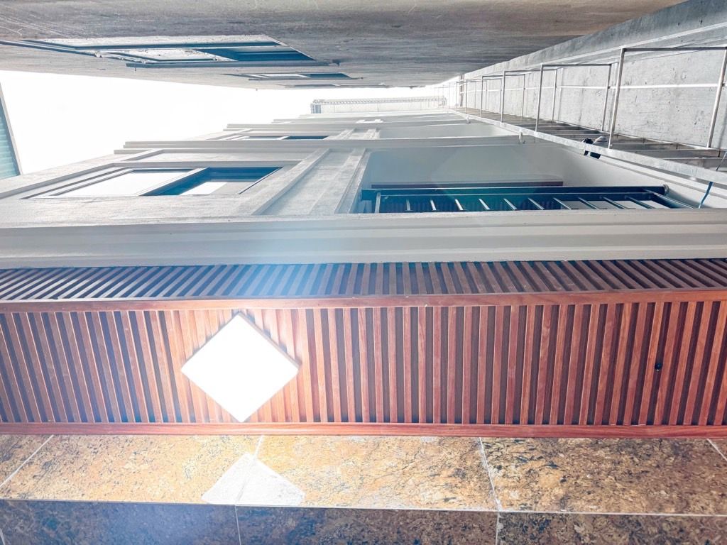 Bán nhà Nguyễn Trãi - diện tích 56m2 6 tầng - Căn hộ dịch vụ mới - giá 13,9 tỷ