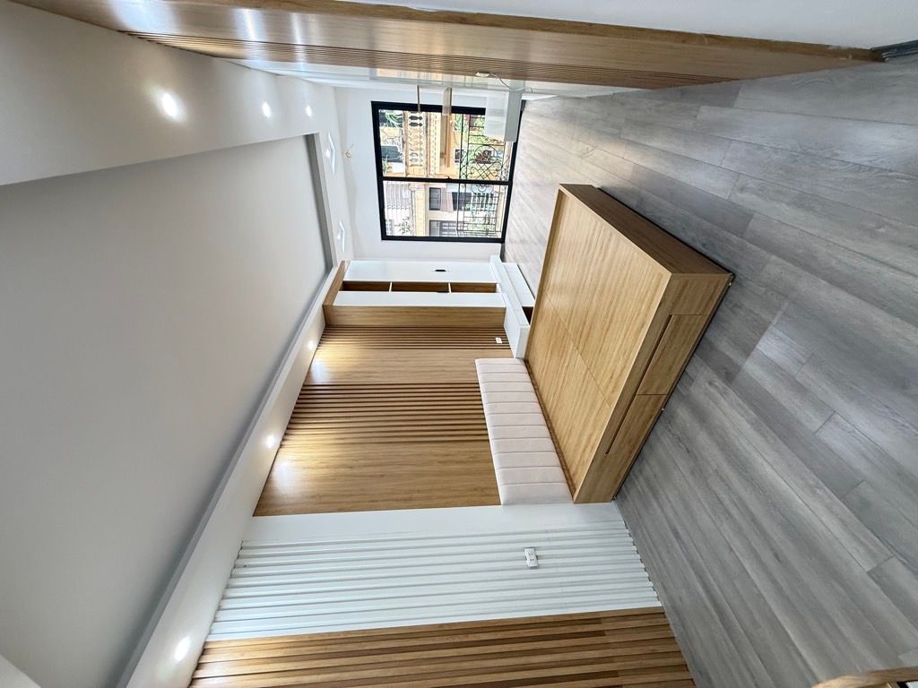 Bán nhà Văn Chương - diện tích 69,9m2 5 tầng - Ô tô tránh - giá 22 tỷ