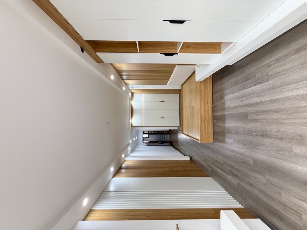 Bán nhà Văn Chương - diện tích 69,9m2 5 tầng - Ô tô tránh - giá 22 tỷ