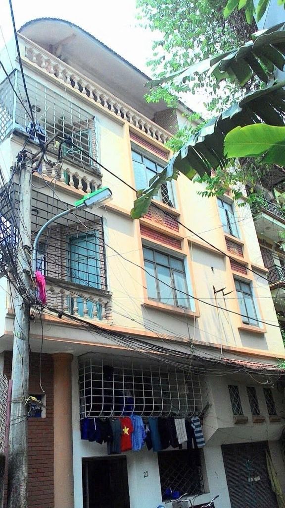 Bán nhà Đại La - diện tích 37m2 4 tầng - Cách mặt phố 1 hàng rào - giá 9,5 tỷ