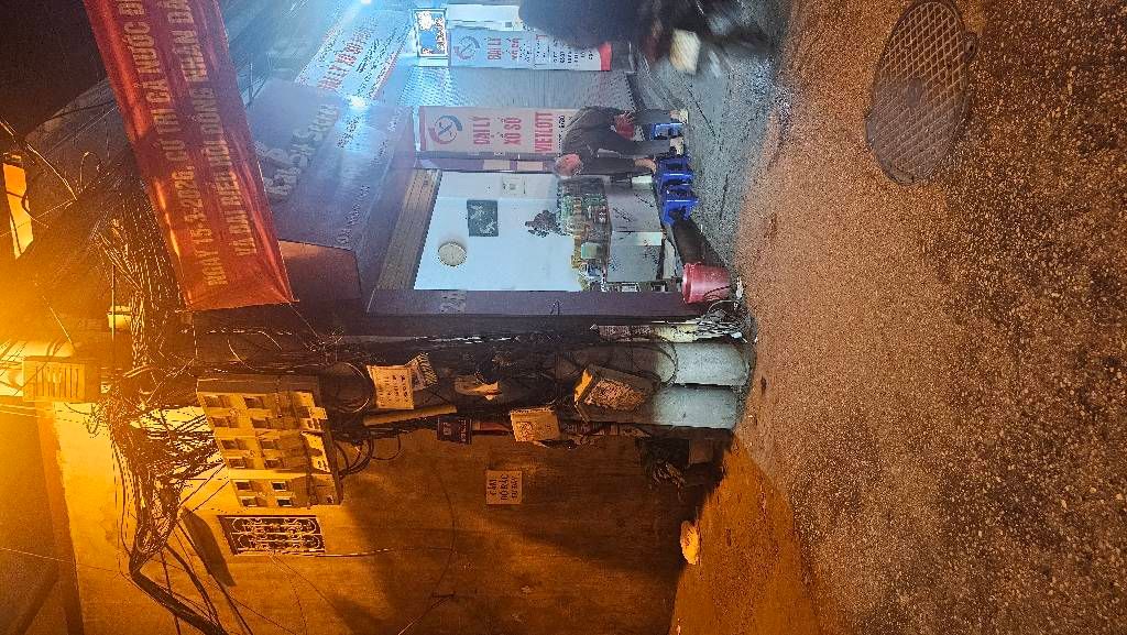 Bán nhà Gốc Đề - diện tích 73.6m2 3 tầng - Sổ đỏ riêng - giá 13,58 tỷ