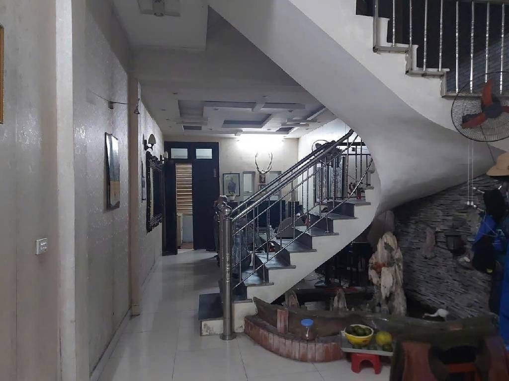 Bán nhà Gốc Đề - diện tích 73.6m2 3 tầng - Sổ đỏ riêng - giá 13,58 tỷ