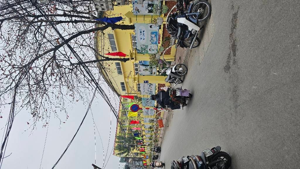 Bán nhà Đông Thiên - diện tích 25m2 5 tầng - Ô tô đỗ cổng - giá 4,6 tỷ