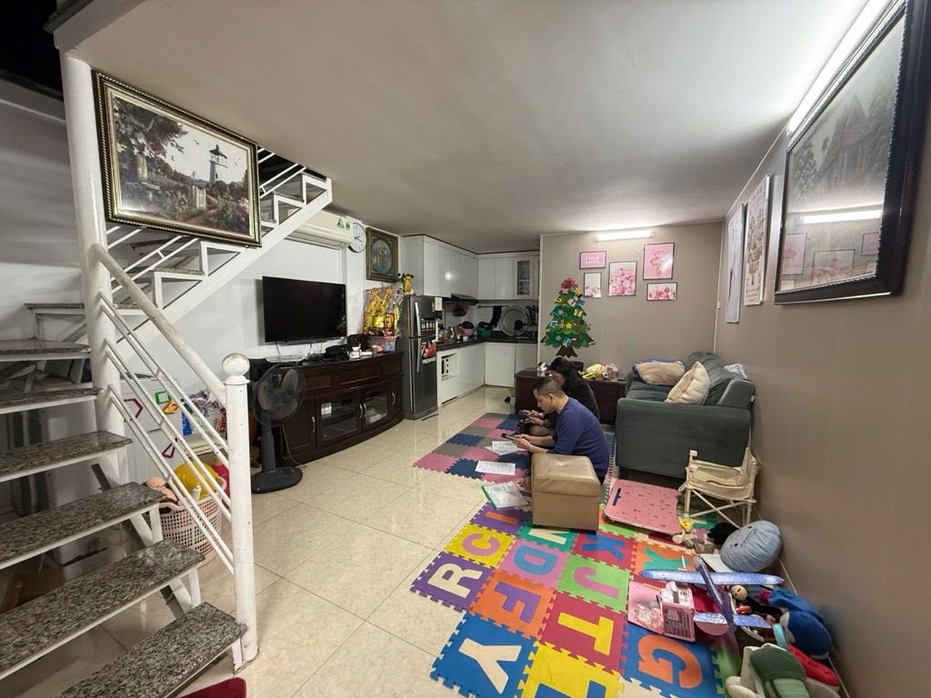 Bán nhà BỜ ĐẦM SÒI - diện tích 74m2 2 tầng - Ô TÔ ĐỖ CỬA - giá 4,8 tỷ